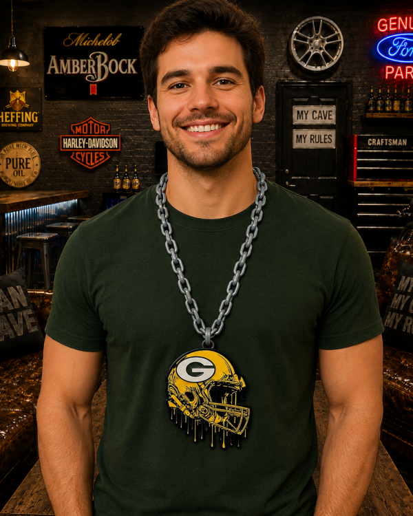Large Green Bay Packers Helment Chain